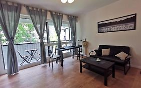 Cosy Apartment At Merignac-Centre